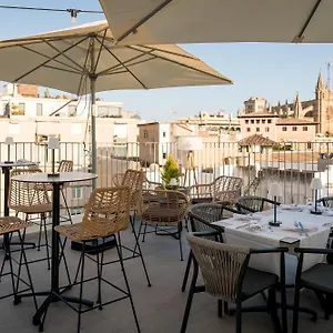 https://nivia-born-boutique-hotel.balearic-islands.net